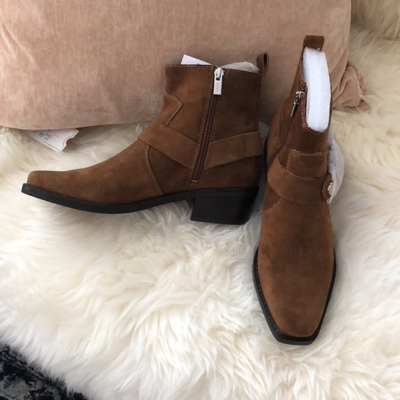 DKNY genuine oiled suede Mina- Western Bootie. -latte size 7. New - Picture 6 of 9